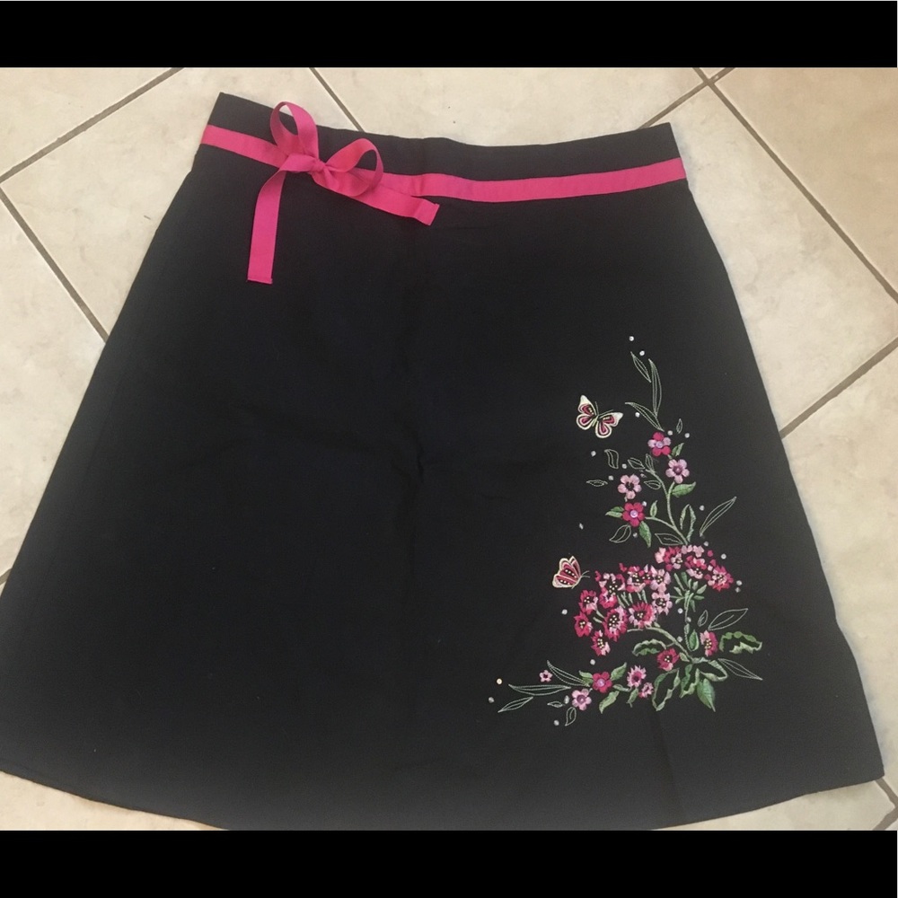 Ladies size 12 stretch skirt